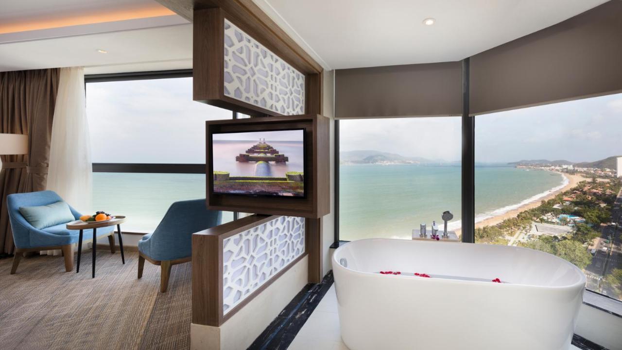 Comodo Nha Trang Hotel Buitenkant foto