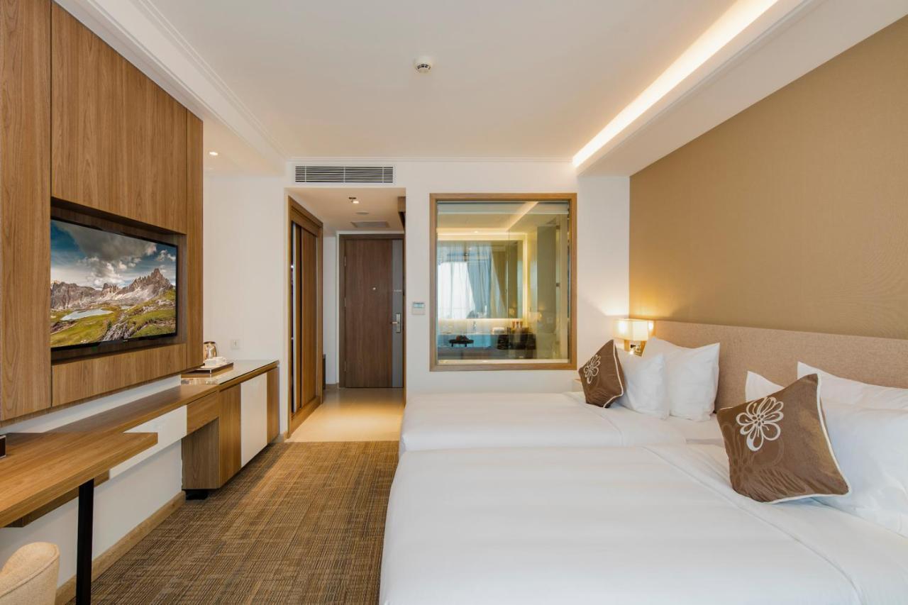 Comodo Nha Trang Hotel Buitenkant foto