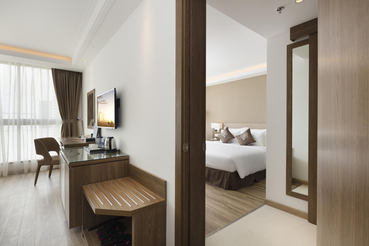 Comodo Nha Trang Hotel Buitenkant foto