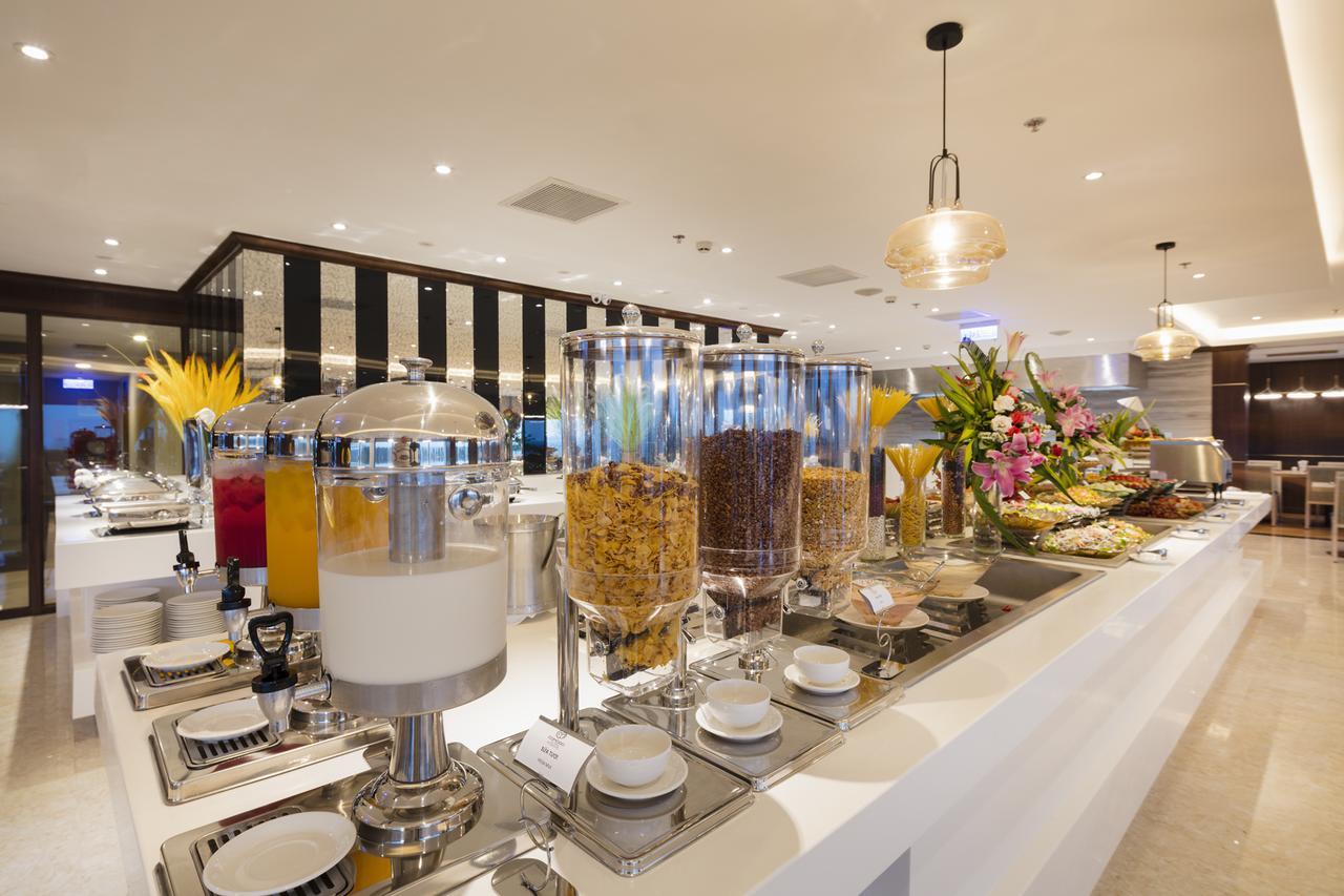 Comodo Nha Trang Hotel Buitenkant foto