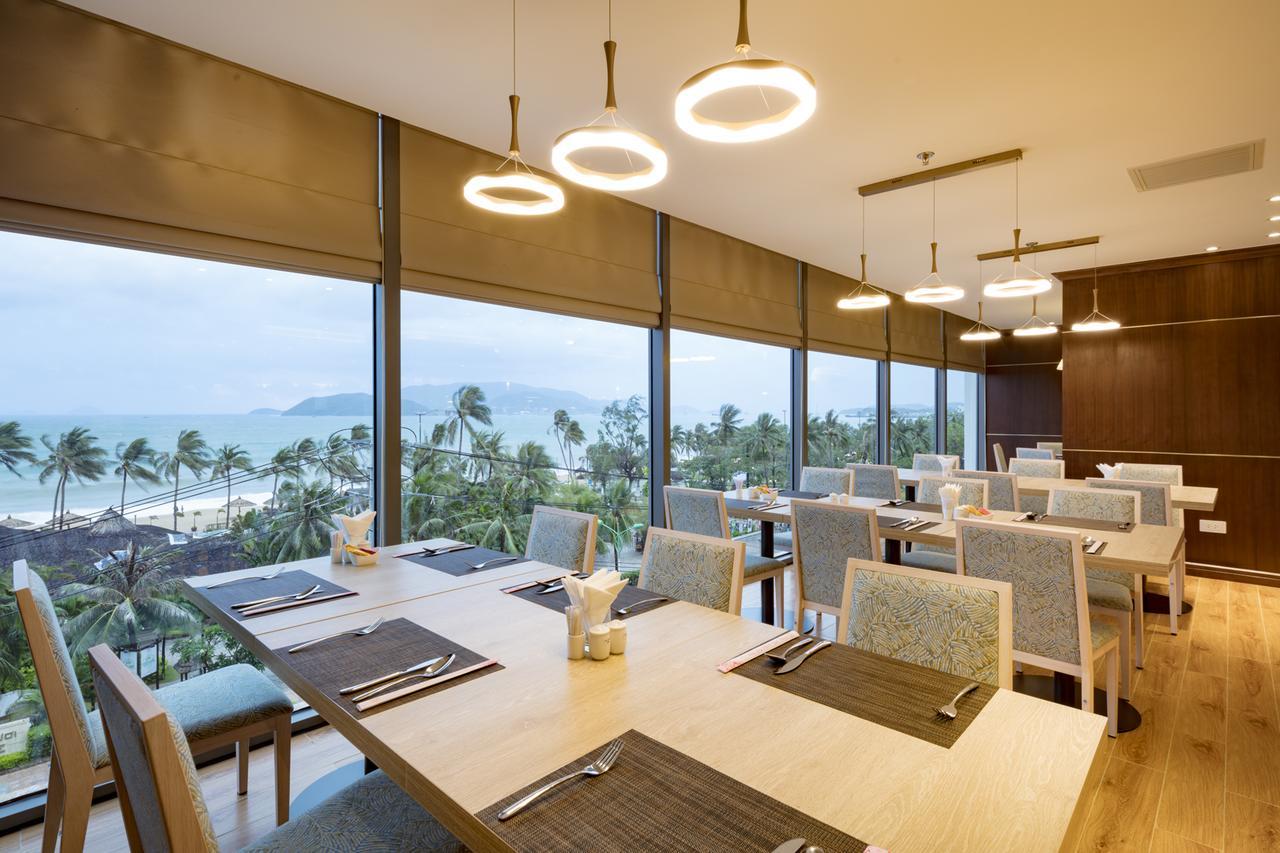 Comodo Nha Trang Hotel Buitenkant foto
