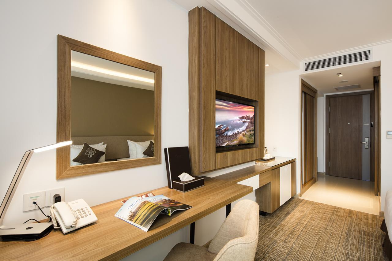 Comodo Nha Trang Hotel Buitenkant foto